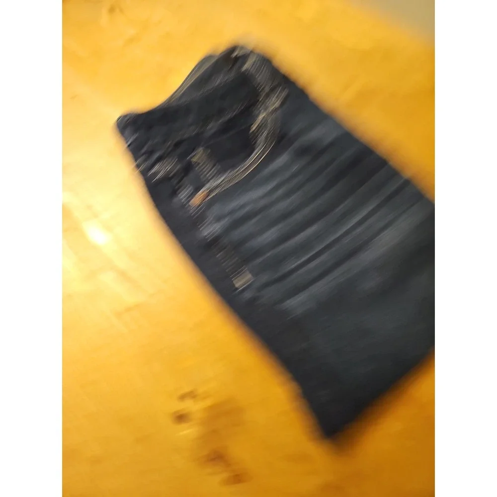 Simply Vera Wang Denim Jean Capri Distressed Stretch Mid Size 10